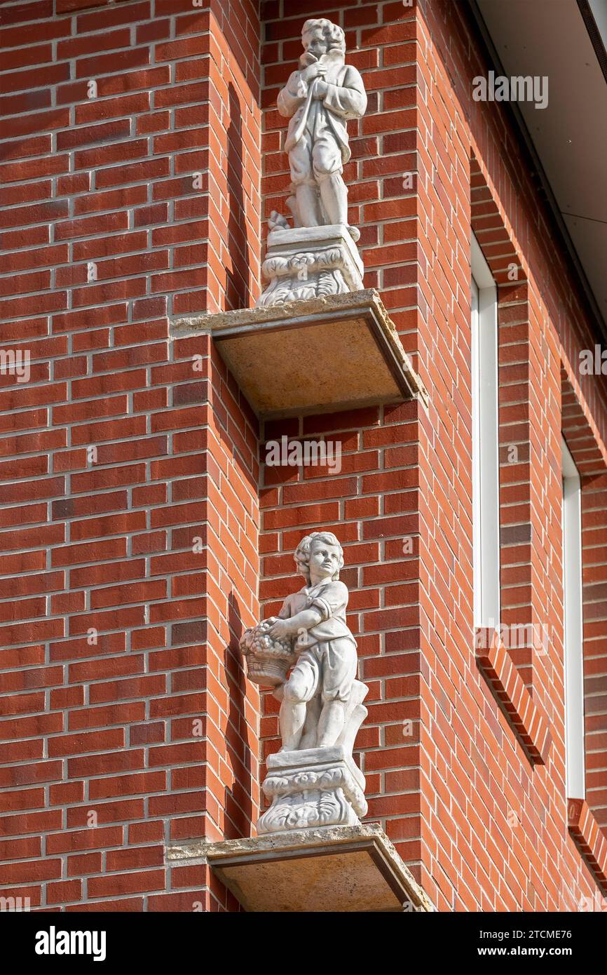 Statuen, maison, port, Stöckte, Winsen, basse-Saxe, Allemagne Banque D'Images