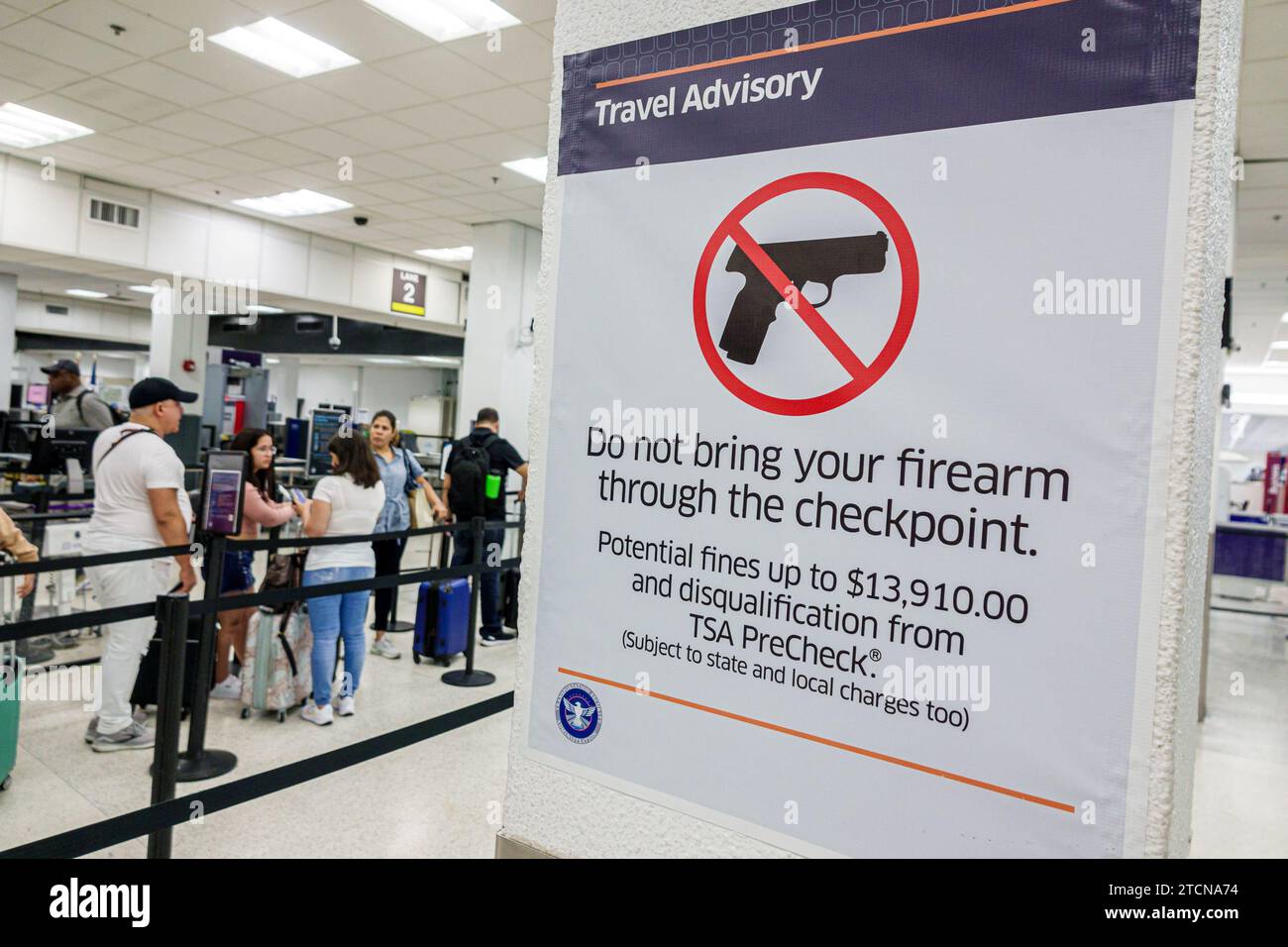 Miami Floride, Miami International Airport MIA, intérieur intérieur intérieur, hall terminal, contrôle de sécurité, ne pas apporter d'arme à feu à travers le point de contrôle gu Banque D'Images