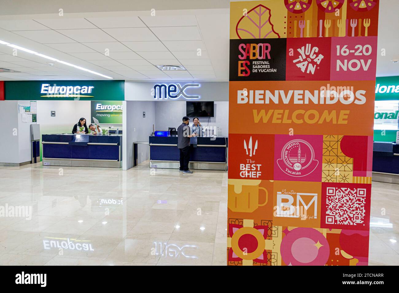 Merida Mexique, aéroport international de Merida, Aeropuerto Internacional Manuel Crescencio Rejon, terminal intérieur de hall, speakin espagnol mexicain Banque D'Images