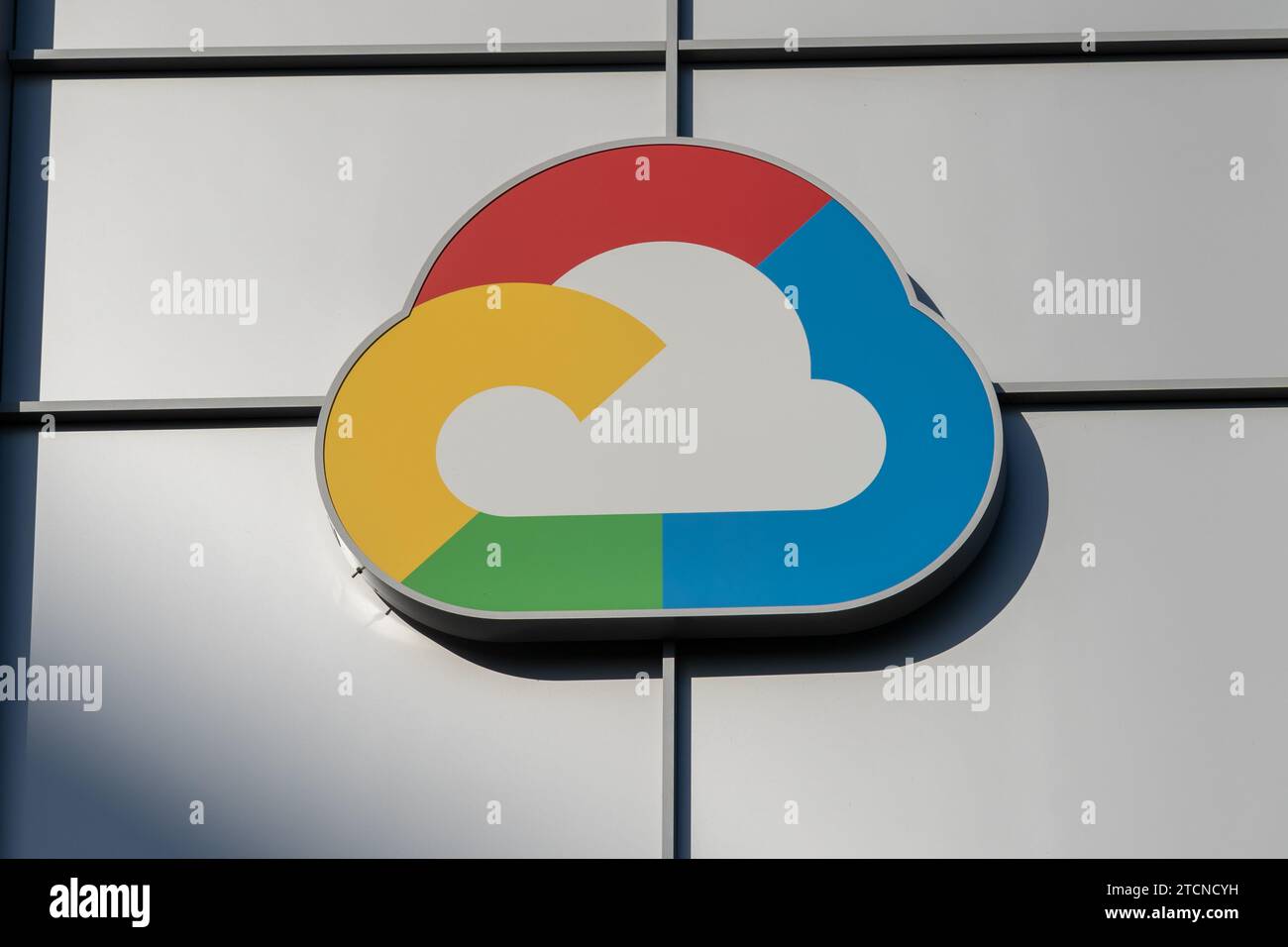 Logo Google Cloud sur le bâtiment à Sunnyvale, Californie, États-Unis Banque D'Images