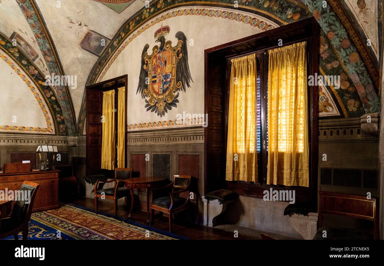 Bologne (Italie), 06/18/2022. Rapport sur la première promotion de femmes ayant obtenu des bourses du Collège royal d'Espagne pour poursuivre un doctorat à l'Université de Bologne. Dans l'image, la chambre de Carlos V. photo : Ignacio Gil. ARCHDC. Crédit : Album / Archivo ABC / Ignacio Gil Banque D'Images