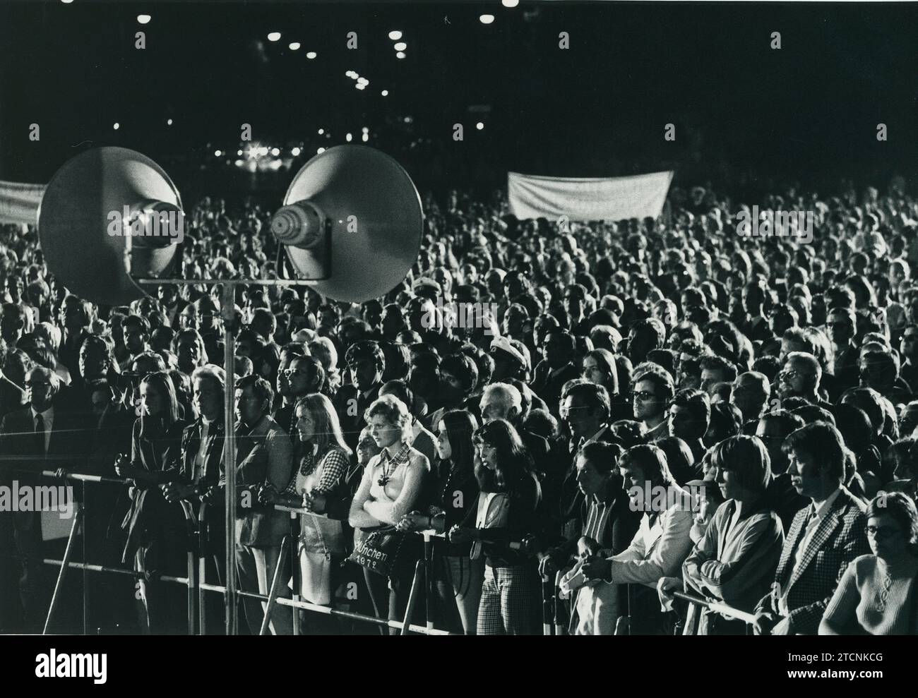 Munich (Allemagne), 09/06/1972. Attaque contre le siège de l'équipe olympique israélienne lors de la célébration des Jeux olympiques de Munich en 1972. Dans l'image, une manifestation de jeunes dans la nuit du 5 au 6 septembre. Crédit : Album / Archivo ABC Banque D'Images