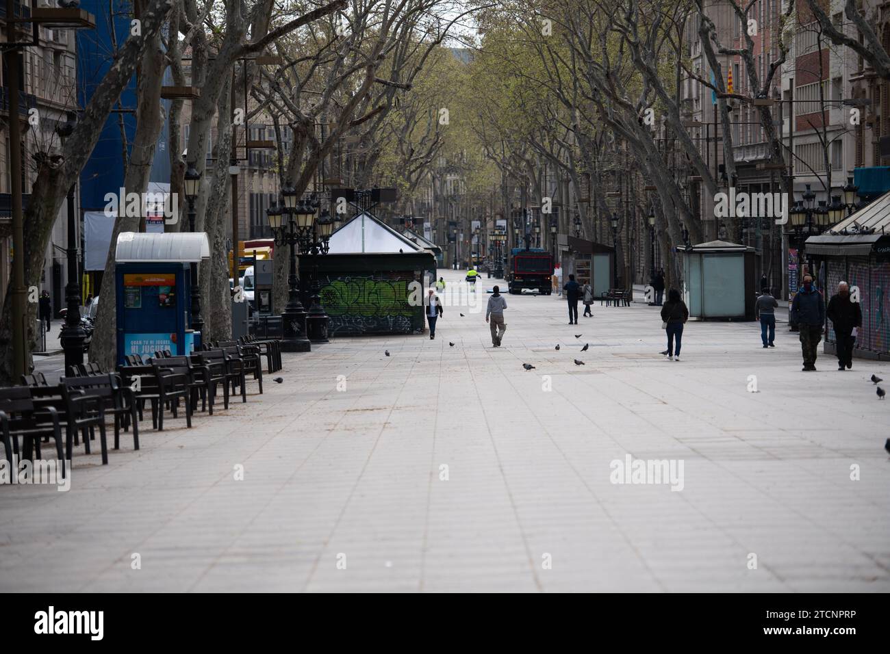 Barcelone, 03/18/2020. Confinement pendant l’état d’alarme dû au risque de contagion du coronavirus Covid 19. Dans l'image, Las Ramblas. Photos Ines Baucells. Archdc. Crédit : Album / Archivo ABC / Inés Baucells Banque D'Images