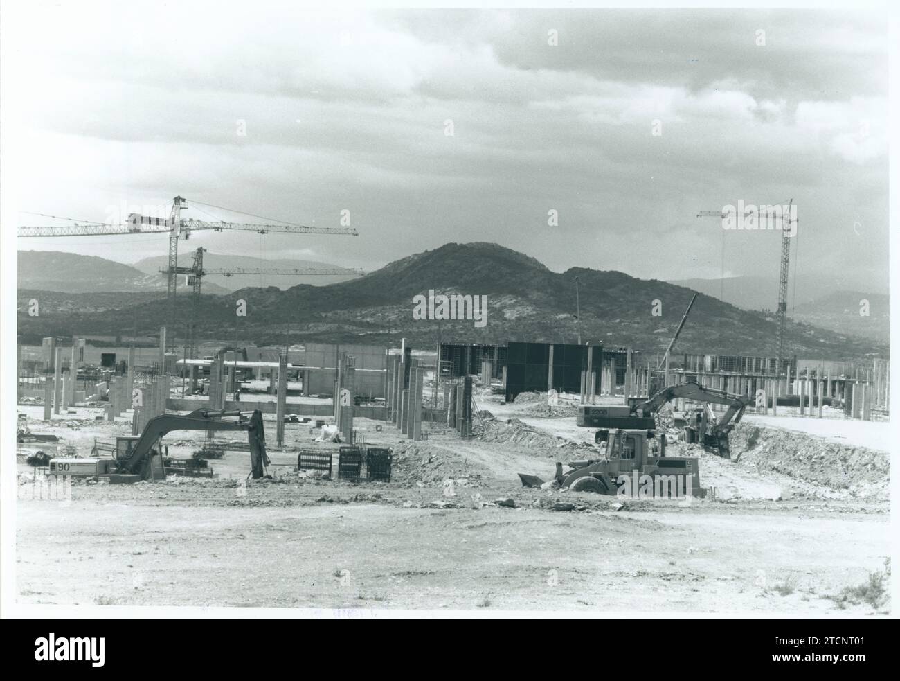 Soto del Real (Communauté de Madrid), mai 1993. Travaux de construction de la prison de Soto del Real. Crédit : Album / Archivo ABC / José Sánchez Martínez Banque D'Images