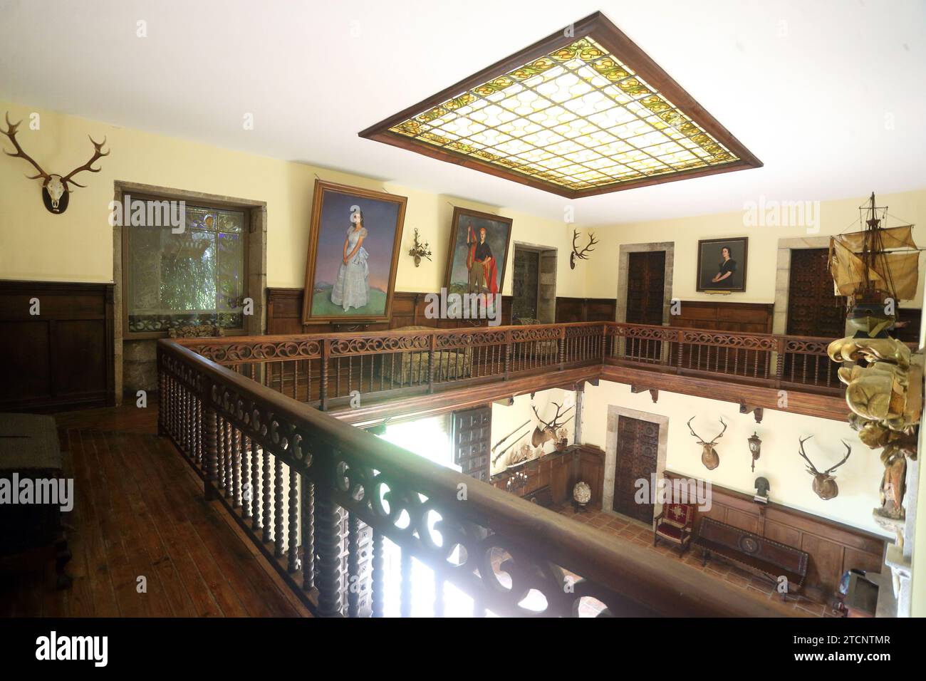 Sada (la Coruña), 12/04/2018. Pazo de Meirás. Hall d'entrée, où se trouvent les zuloagas. Photo : Miguel Muñiz. ARCHDC. Crédit : Album / Archivo ABC / Miguel Muñiz Banque D'Images Sada (la Coruña), 12/04/2018. Pazo de Meirás. Hall d'entrée, où se trouvent les zuloagas. Photo : Miguel Muñiz. ARCHDC. Crédit : Album / Archivo ABC / Miguel Muñiz Banque D'Images