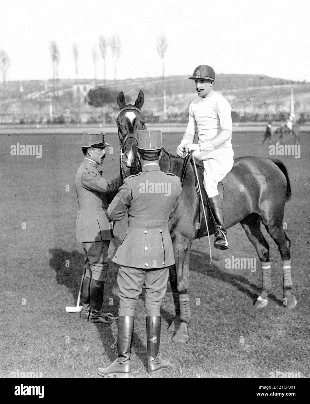03/07/1913. Au terrain de polo du Real Madrid. HM King Alfonso XIII, cavalier sur le cheval qu'il a monté pour la première fois hier pour participer à un match de polo. Crédit : Album / Archivo ABC / Francisco Goñi Banque D'Images