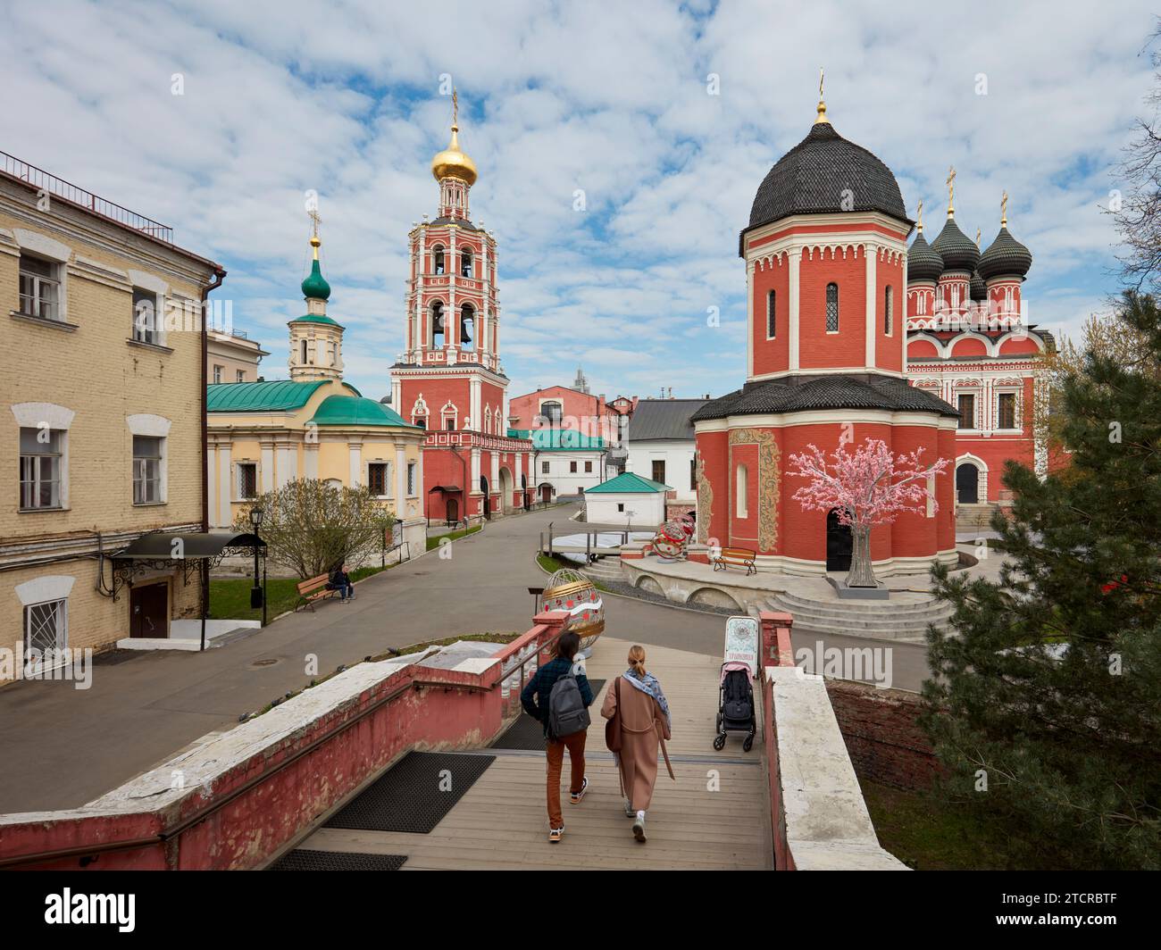 Territoire du monastère de Vysokopetrovsky (monastère supérieur de Saint-Pierre). Moscou, Russie. Banque D'Images
