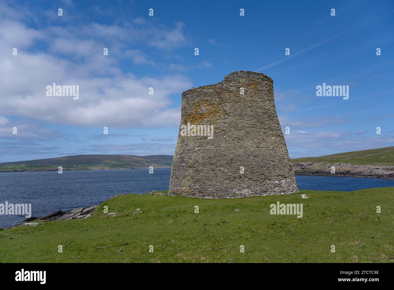 Broch of Mousa sur l'île de Mousa, Shetland, Écosse, Royaume-Uni Banque D'Images