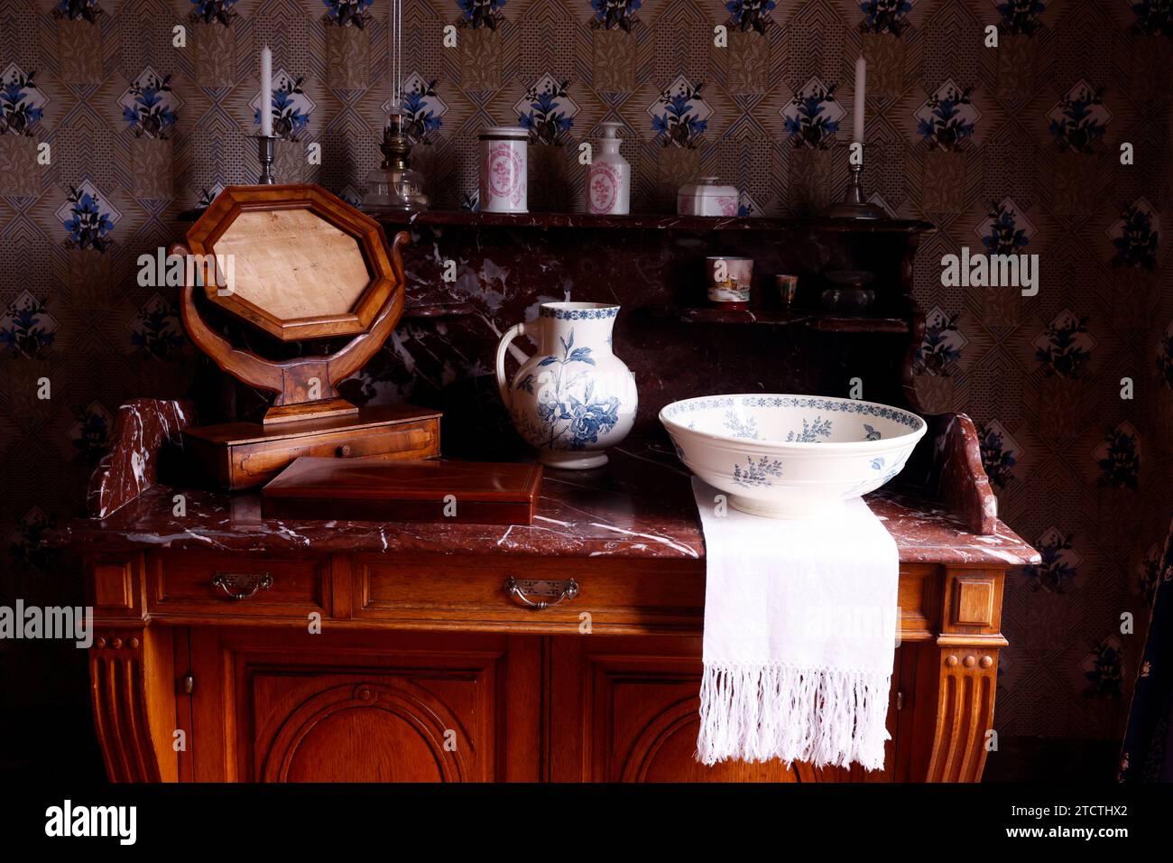 Saint Sauveur en Puisaye, Maison de Colette. Sidonie Gabrielle Colette était une romancière française ( 1873 - 1954 ). France. Banque D'Images