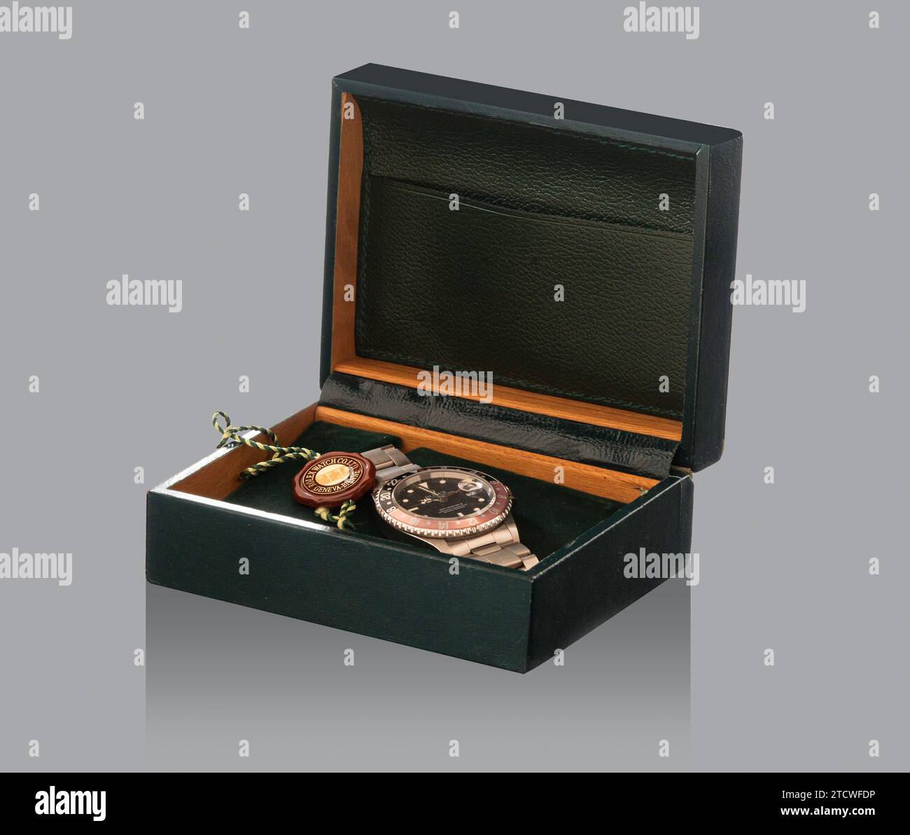 Présentoir avec une montre-bracelet Rolex GMT Master II de Rolex un horloger suisse de montres de luxe. Copenhague, Danemark - 20 septembre 2023. Banque D'Images