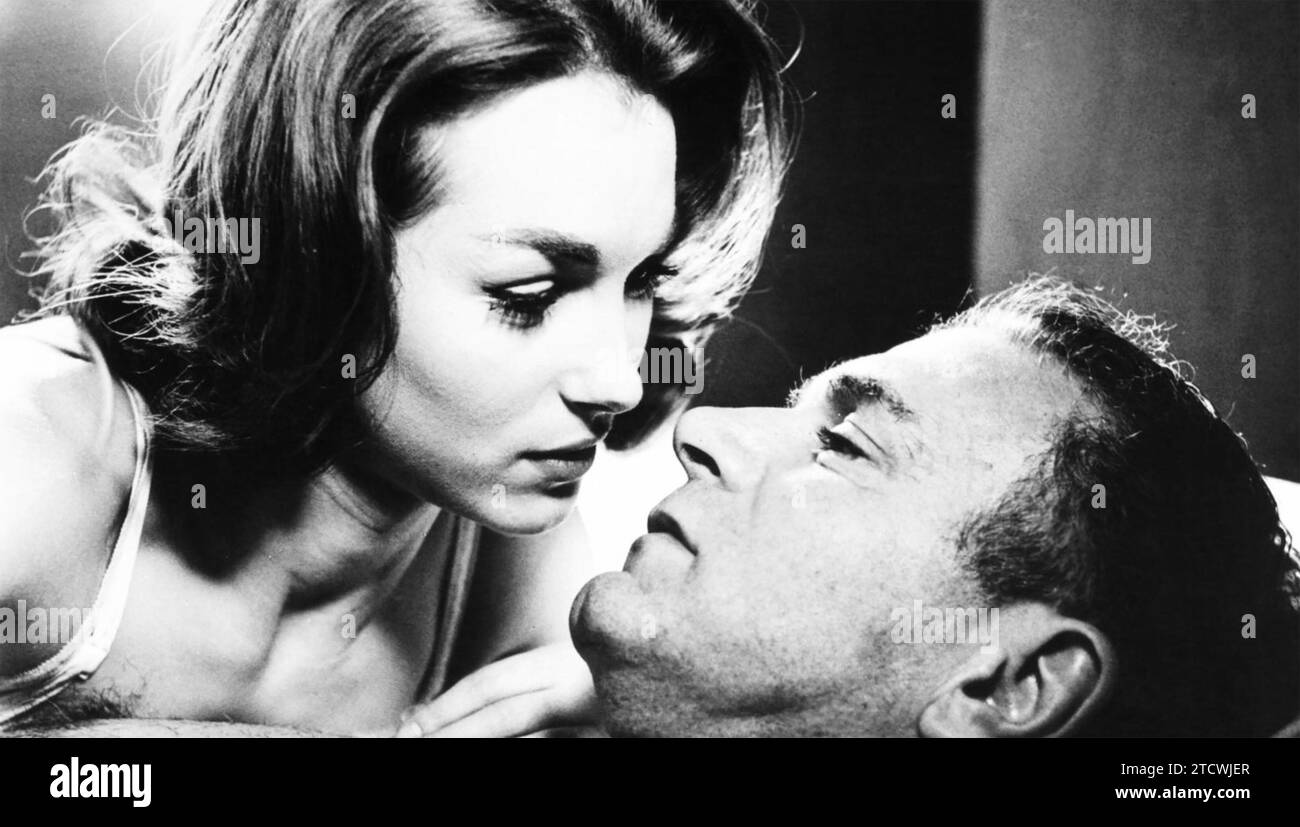 THE ENTERTAINER 1960 Bryanston films production avec Laurence Olivier dans le rôle d'Archie Rice et Shirley Anne Field dans le rôle de Tina Lapford Banque D'Images