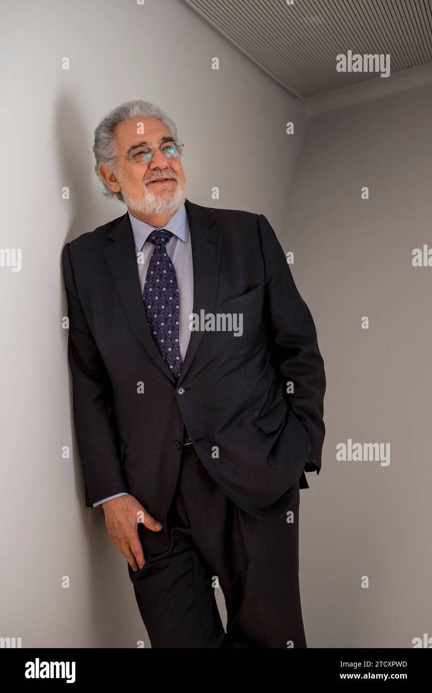 Valence, 12/04/2014. Entretien avec Plácido Domingo au Palau de les Arts. Photo : Mikel Ponce. Archdc. Crédit : Album / Archivo ABC / Mikel Ponce Banque D'Images Valence, 12/04/2014. Entretien avec Plácido Domingo au Palau de les Arts. Photo : Mikel Ponce. Archdc. Crédit : Album / Archivo ABC / Mikel Ponce Banque D'Images