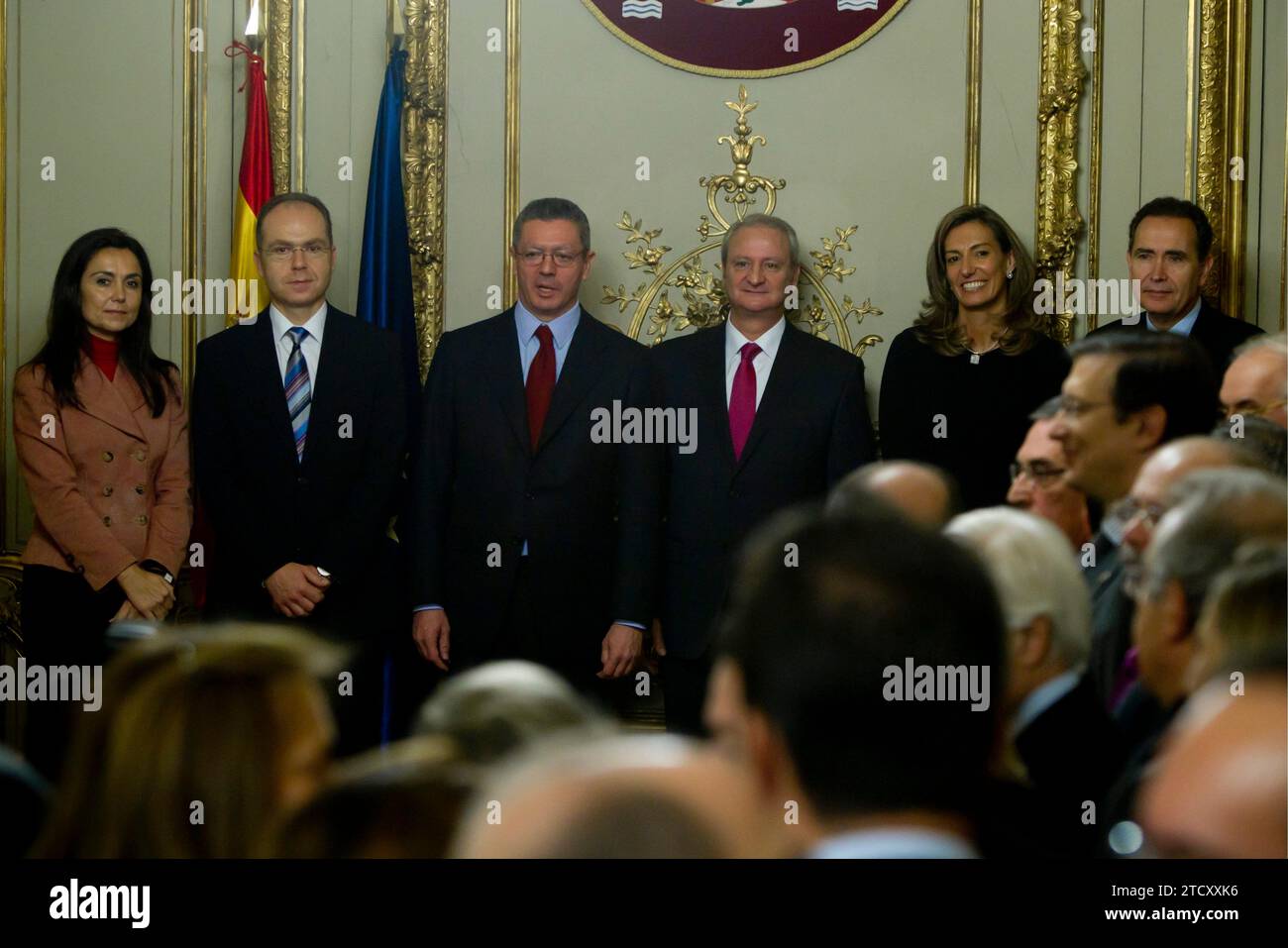 Madrid, 01/03/2012. Inauguration de hauts fonctionnaires du Ministère de la justice. De gauche à droite, Mme Mireya Corredor Lanas, Secrétaire générale technique, M. Juan Bravo Rivera, sous-Secrétaire à la Justice, M. Alberto Ruiz Gallardón, Ministre de la Justice, M. Fernando Román García, Secrétaire d'Etat à la Justice, Mme Cristina Coto del Valle, Directrice du Cabinet du Ministre et M. Joaquín José Rodríguez Hernández, directeur général des registres et notaires. Photo : Isabel Permuy. ARCHDC. Crédit : Album / Archivo ABC / Isabel B. Permuy Banque D'Images