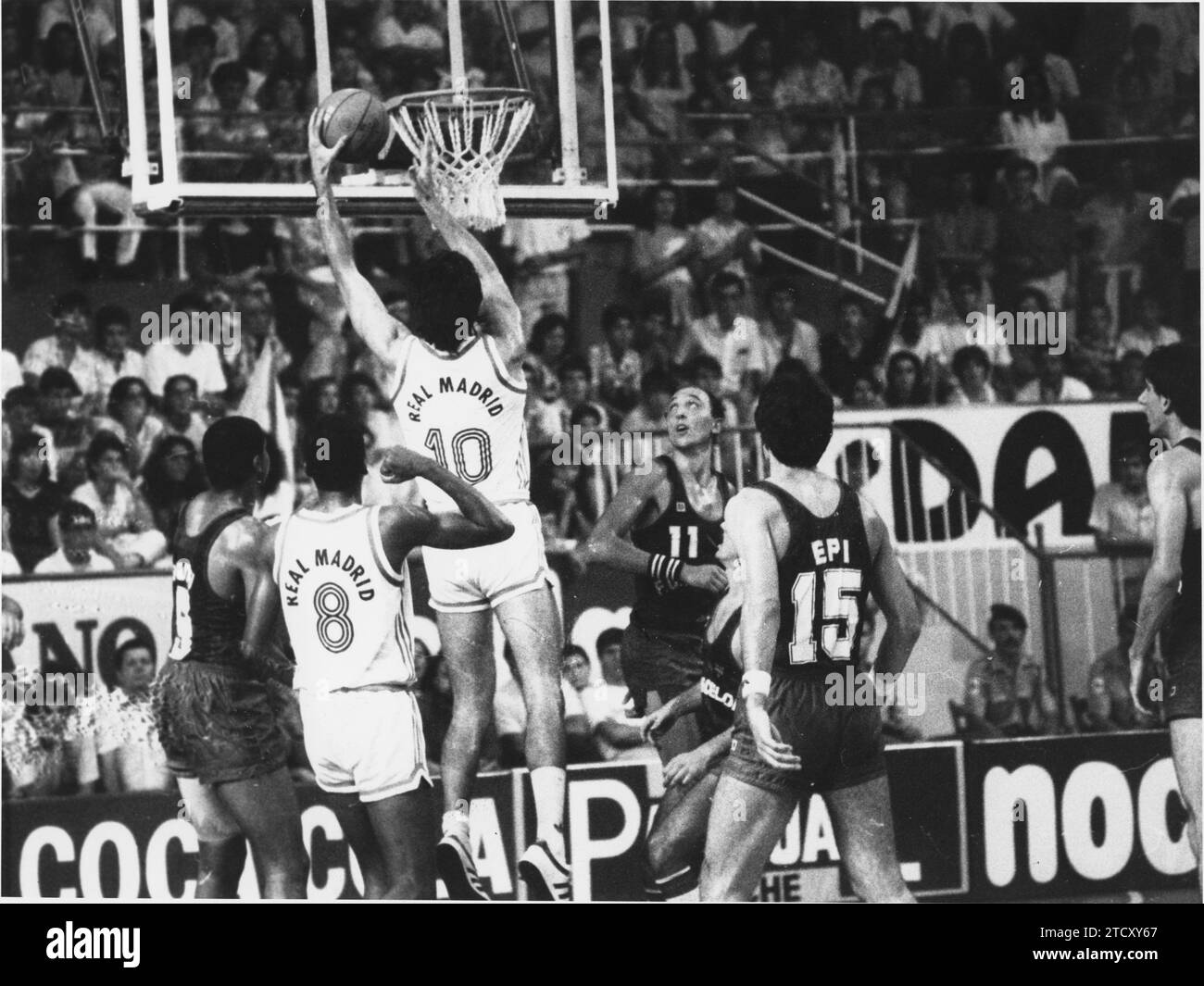 09/20/1985. Match de basket-ball entre le Real Madrid et le Fútbol Club Barcelona. Crédit : Album / Archivo ABC / Luis Ramírez Banque D'Images