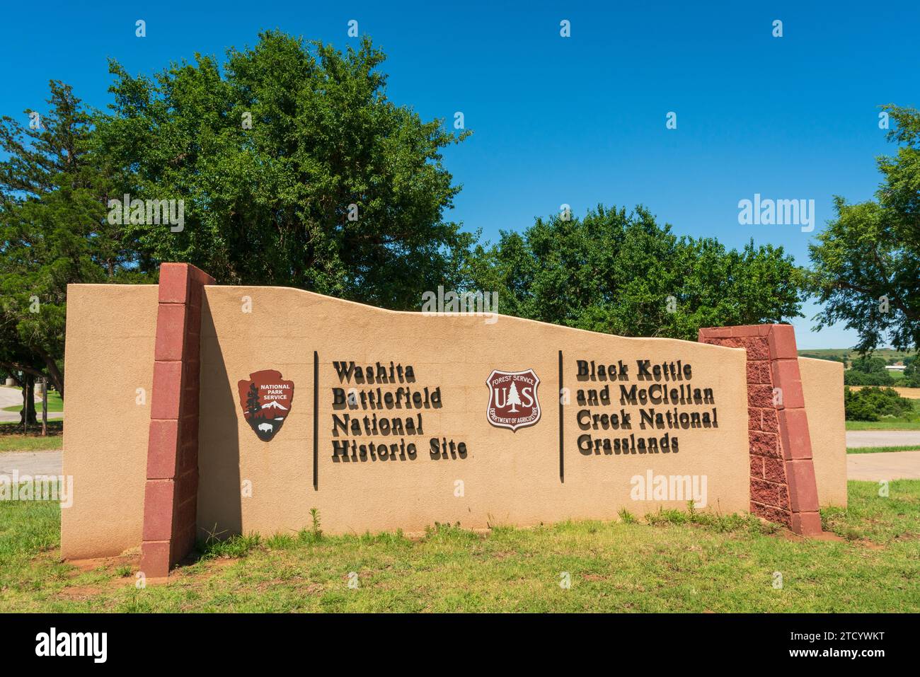Le panneau de bienvenue du service des parcs nationaux au site historique national du champ de bataille de Washita Banque D'Images