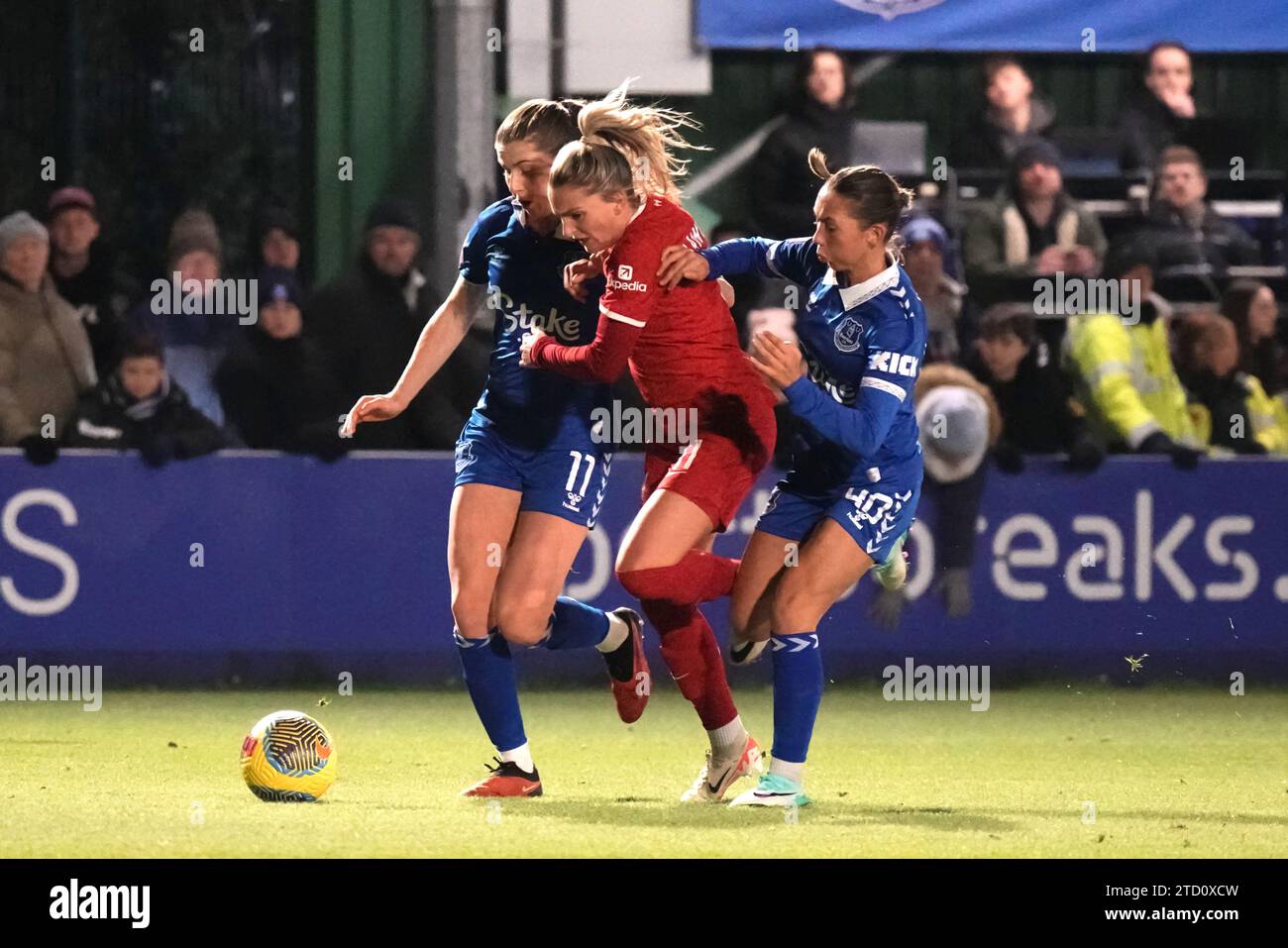 Everton v Liverpool - coupe de la Ligue continentale féminine LIVERPOOL, ANGLETERRE - DÉCEMBRE 13: Melissa Lawley de Liverpool en action lors du match de coupe de la Ligue continentale féminine entre Everton et Liverpool au Walton Hall Park le 13 décembre 2023 à Liverpool, en Angleterre. (Photo Alan Edwards pour F2images) Banque D'Images