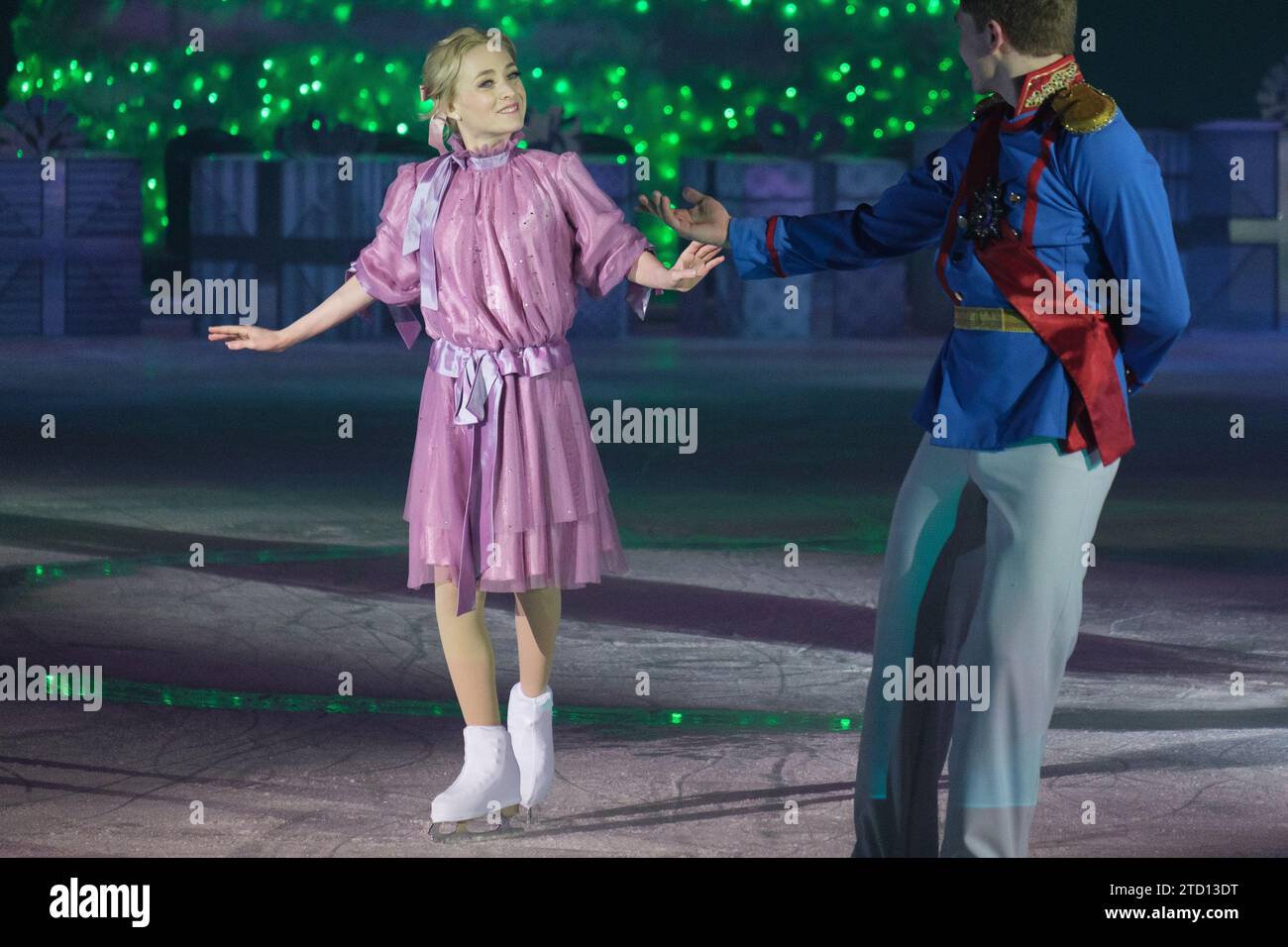 Dansez lors de la présentation du spectacle Christmas on Ice The Nutcracker au Madrid Arena. 15 décembre 2023 Espagne (photo par Oscar Go Banque D'Images