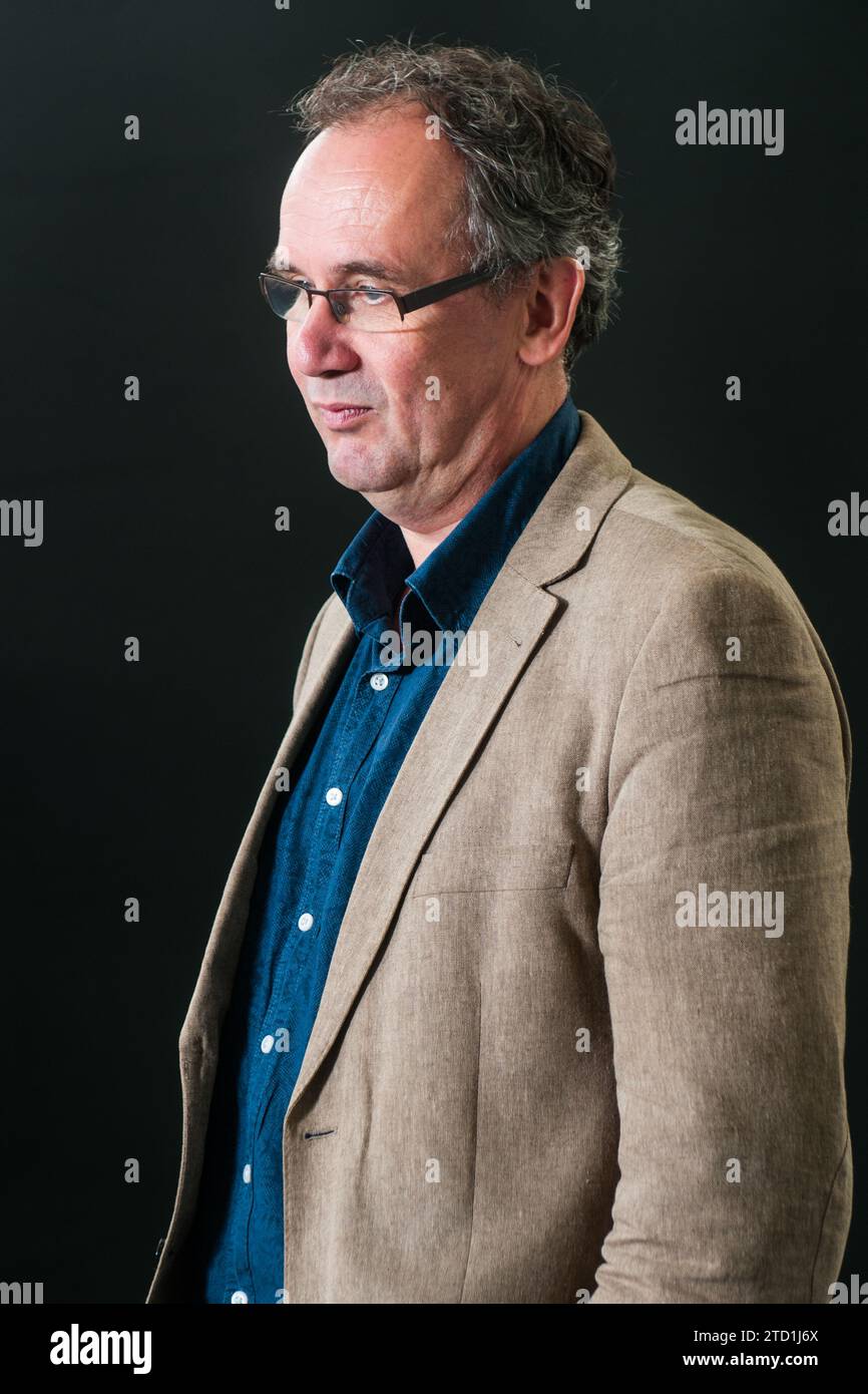 Volker Kutscher assiste à un photocall lors du Festival international du livre d'Édimbourg le 12 août 2017 à Édimbourg, en Écosse. Banque D'Images