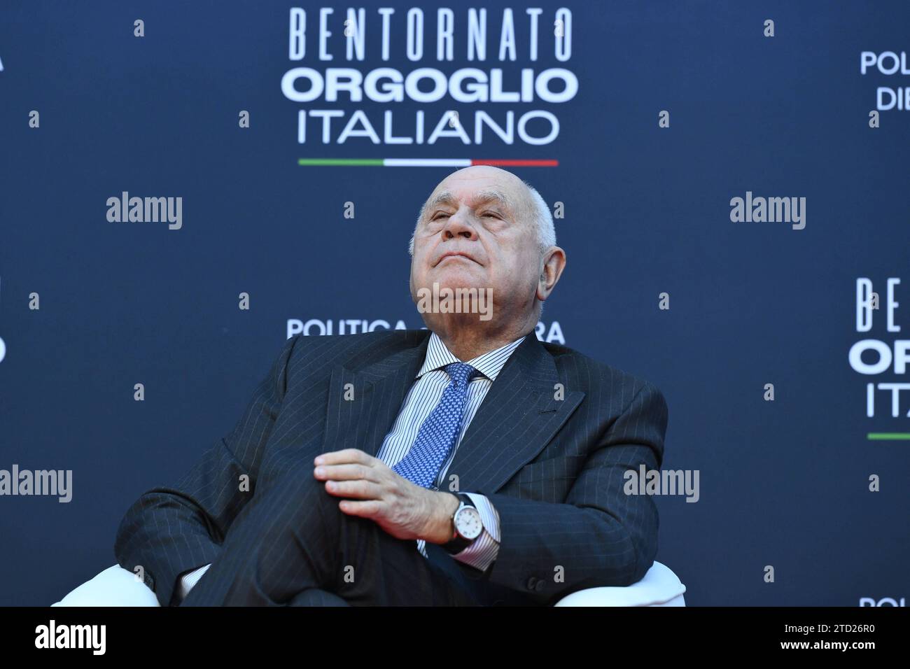 Reportage - Atreju 2023 - Orgoglio Italiano - jour 2 Carlo Nordio pendant Atreju 2023 - Orgoglio Italiano - jour 2, célébration de Fratelli dItalia, 15 décembre 2023, Castel Sant Angelo, Rome, Italie. Rome Castel Sant Angelo Italie Copyright : xDomenicoxCippitellix/xLiveMediax LPN 1164162 Banque D'Images Reportage - Atreju 2023 - Orgoglio Italiano - jour 2 Carlo Nordio pendant Atreju 2023 - Orgoglio Italiano - jour 2, célébration de Fratelli dItalia, 15 décembre 2023, Castel Sant Angelo, Rome, Italie. Rome Castel Sant Angelo Italie Copyright : xDomenicoxCippitellix/xLiveMediax LPN 1164162 Banque D'Images