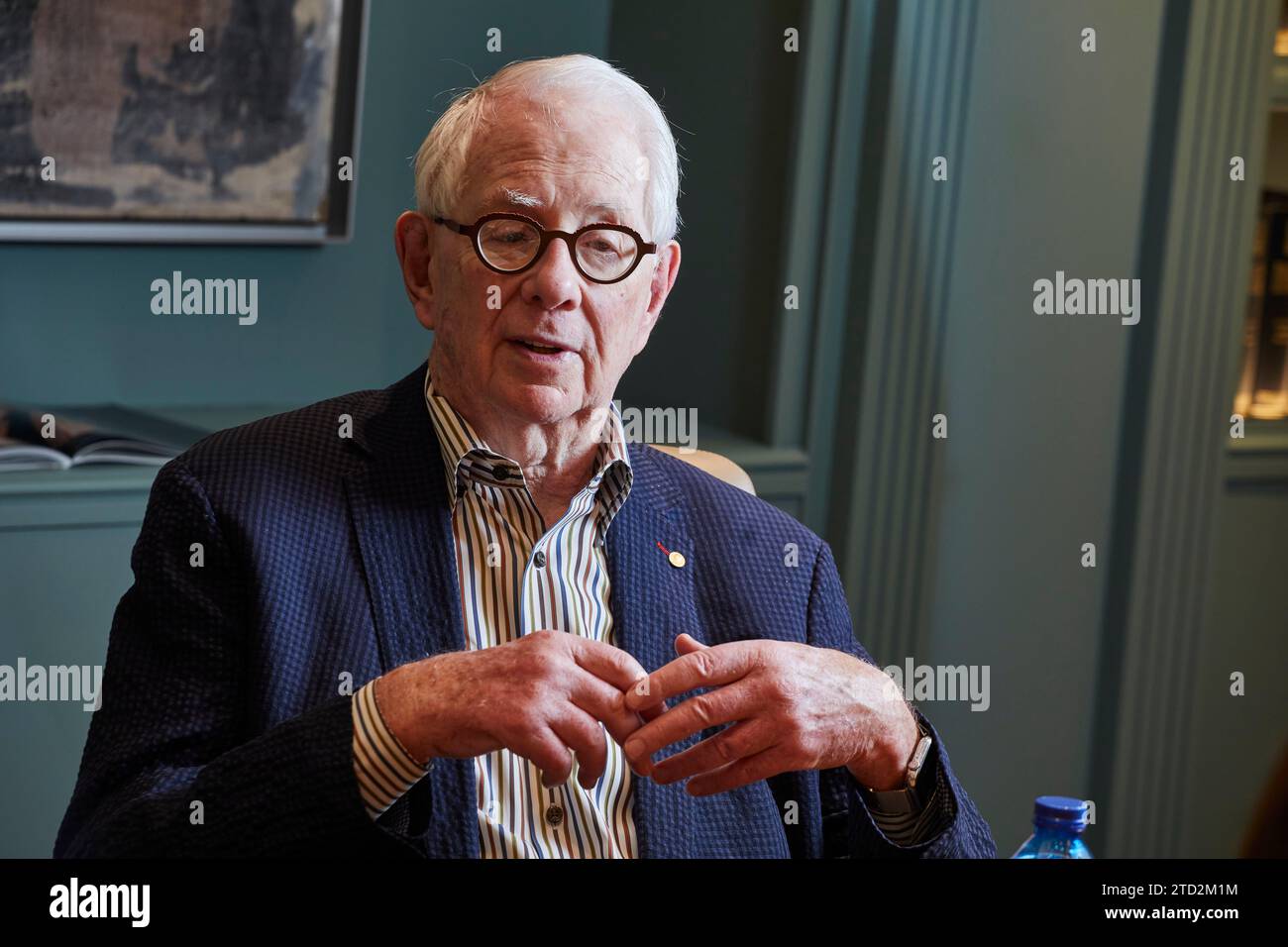 Madrid, 04/21/2023. Pose de portraits et lors de l’entretien avec le physicien des particules, lauréat du prix Nobel en 1979, Sheldon Glashow, à la Fondation Ramón Areces. Photo : Guillermo Navarro. ARCHDC. Crédit : Album / Archivo ABC / Guillermo Navarro Banque D'Images