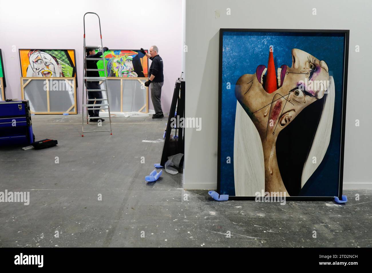 Madrid, 02/21/2023. Foire d'art contemporain, ARCO, à Ifema. La veille de l'ouverture officielle. Dora Maar de 'Guernica', dans la version réalisée par Orlan. Photo : Guillermo Navarro. ARCHDC. Crédit : Album / Archivo ABC / Guillermo Navarro Banque D'Images