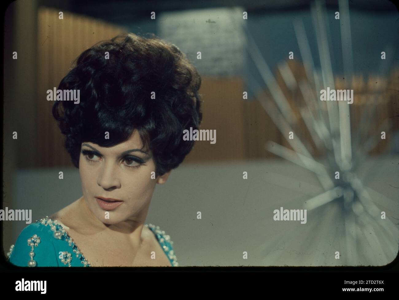 Madrid, mars 1969. Une image de Salomé lors d'une des dernières répétitions de 'I live Singing', une chanson avec laquelle quelques jours plus tard elle gagnera le Concours Eurovision de la chanson. Crédit : Album / Archivo ABC / Álvaro García Pelayo Banque D'Images