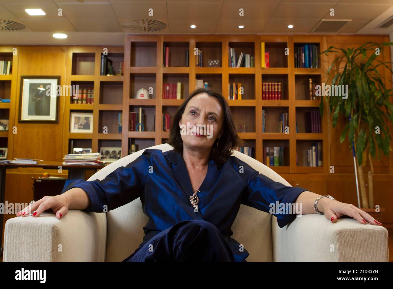 Madrid, 12/04/2018. Entretien avec Yolanda Ibarrola, ministre de la Justice de la Communauté de Madrid. Photo : Isabel Permuy ARCHDC. Crédit : Album / Archivo ABC / Isabel B Permuy Banque D'Images Madrid, 12/04/2018. Entretien avec Yolanda Ibarrola, ministre de la Justice de la Communauté de Madrid. Photo : Isabel Permuy ARCHDC. Crédit : Album / Archivo ABC / Isabel B Permuy Banque D'Images