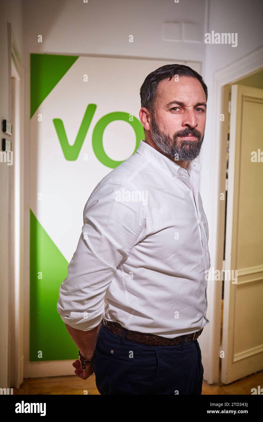 Madrid, 12/04/2018. Entretien avec Santiago Abascal, président de VOX au siège du parti. Photo : Guillermo Navarro ARCHDC. Crédit : Album / Archivo ABC / Guillermo Navarro Banque D'Images Madrid, 12/04/2018. Entretien avec Santiago Abascal, président de VOX au siège du parti. Photo : Guillermo Navarro ARCHDC. Crédit : Album / Archivo ABC / Guillermo Navarro Banque D'Images