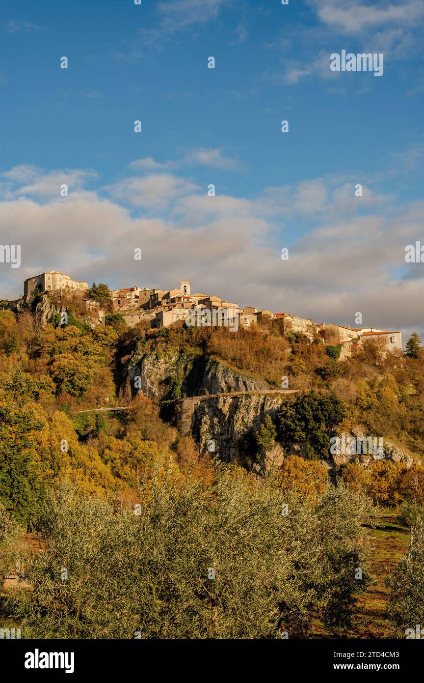 Macchiagodena est une commune italienne de 1 648 habitants dans la province d'Isernia en Molise. Banque D'Images