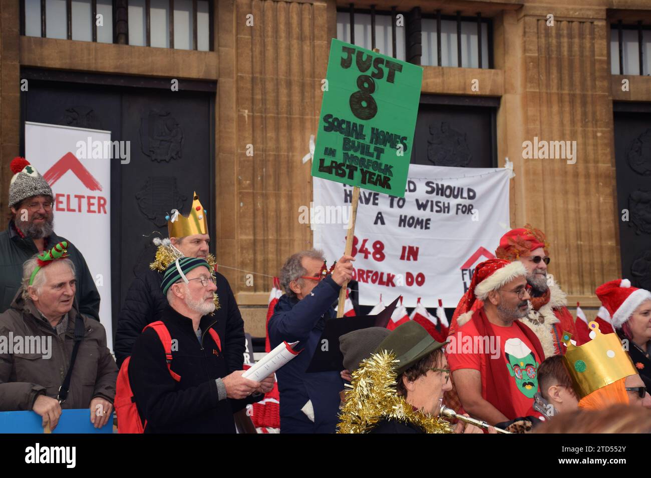 Manifestation d'abris contre la crise des sans-abri au Royaume-Uni, Hôtel de ville, Norwich, Royaume-Uni 16 décembre 2023 Banque D'Images