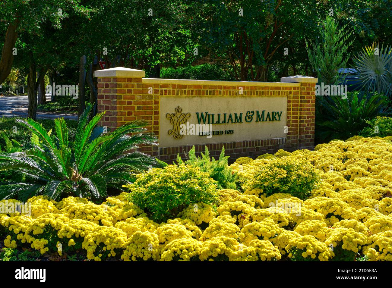 Panneau d'entrée du campus William & Mary College à Williamsburg, Virginie Banque D'Images