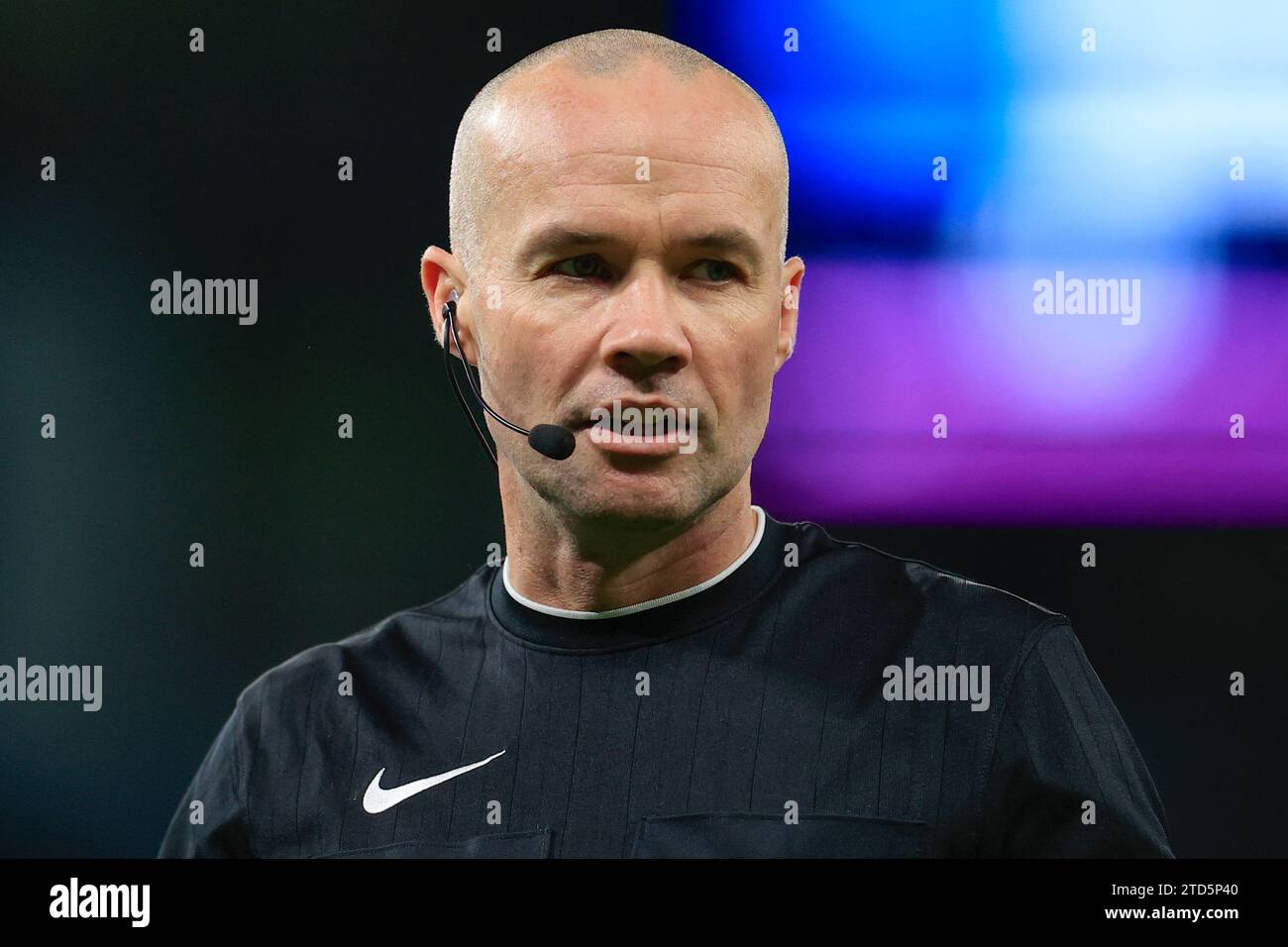 Arbitre Paul Tierney lors du match de Premier League Manchester City vs Crystal Palace à Etihad Stadium, Manchester, Royaume-Uni, le 16 décembre 2023 (photo de Conor Molloy/News Images) à Manchester, Royaume-Uni le 12/16/2023. (Photo de Conor Molloy/News Images/Sipa USA) Banque D'Images