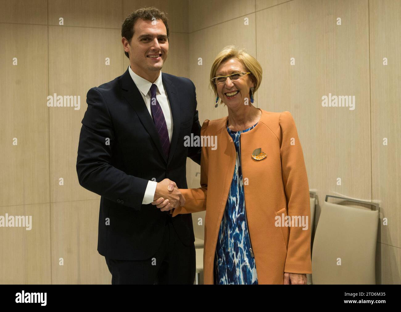 Madrid 11-20-2014 rencontre entre Rosa Dien et Albert Rivera,.. Photo : Angel de Antonio... Archdc. Crédit : Album / Archivo ABC / Ángel de Antonio Banque D'Images