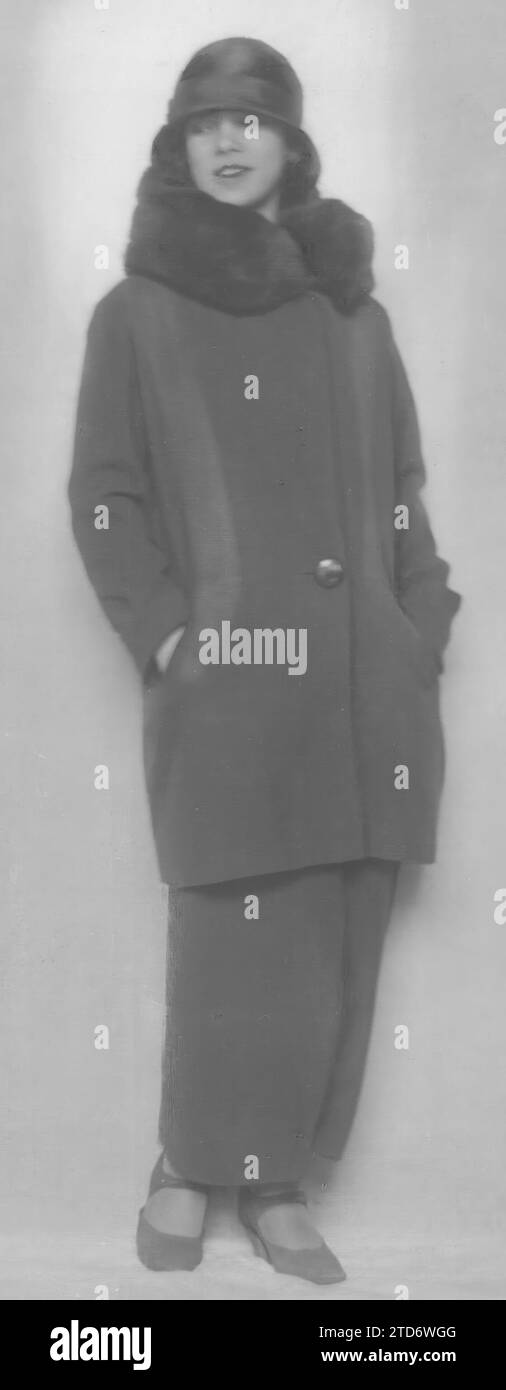 Dans l'image, un manteau de 1923. Crédit : Album / Archivo ABC / Trude Fleischmann Banque D'Images