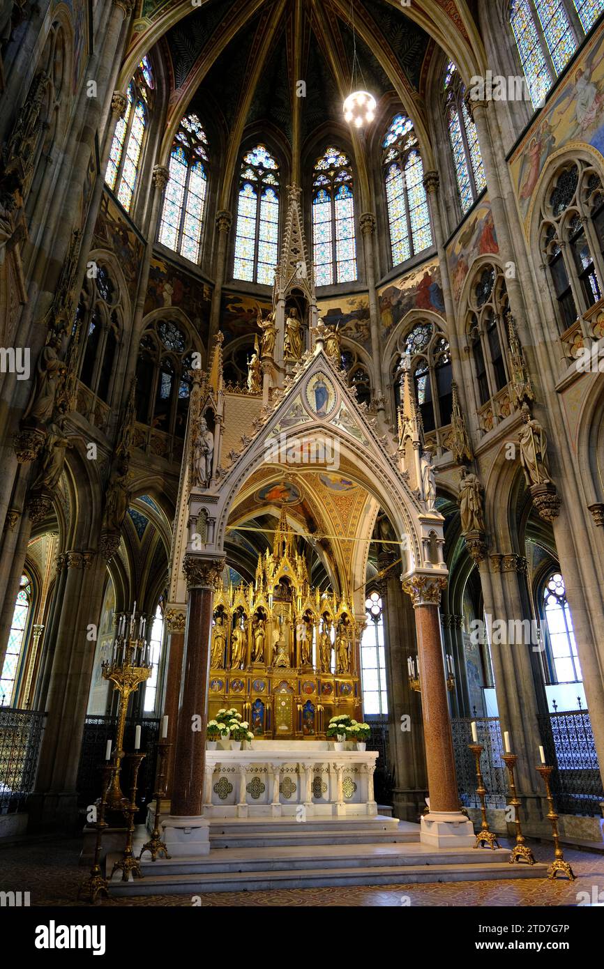 Vienne Autriche - Église - Votivkirche - autel - nef Banque D'Images