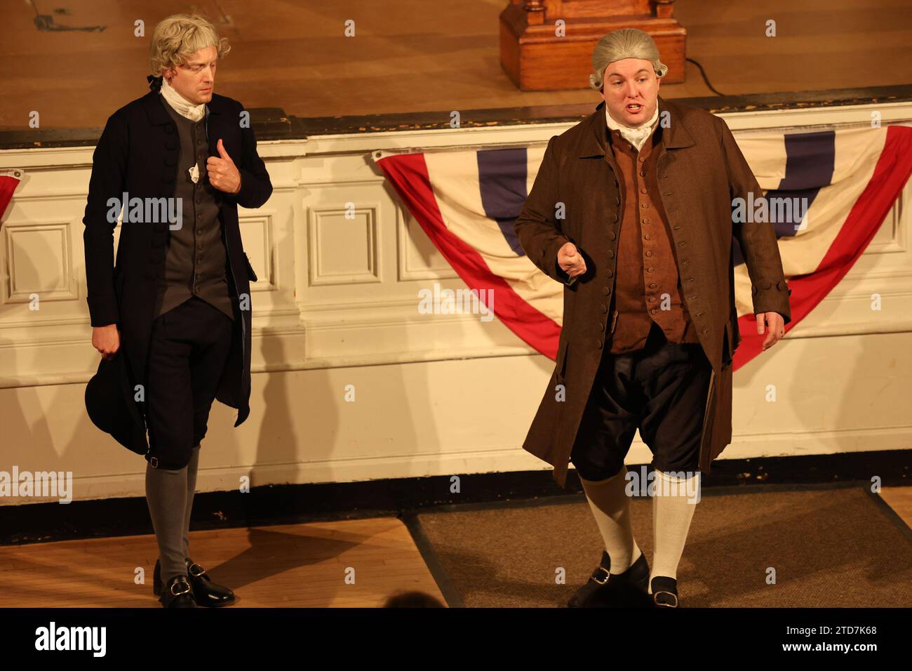 Boston, ma, États-Unis. 16 décembre 2023. Le 250th Boston Tea Party a lieu dans des lieux emblématiques reproduisant les réunions menant au port de Boston où le thé est jeté par-dessus bord des navires. (Image de crédit : © Christy Prosser/ZUMA Press Wire) USAGE ÉDITORIAL SEULEMENT! Non destiné à UN USAGE commercial ! Crédit : ZUMA Press, Inc./Alamy Live News Banque D'Images Boston, ma, États-Unis. 16 décembre 2023. Le 250th Boston Tea Party a lieu dans des lieux emblématiques reproduisant les réunions menant au port de Boston où le thé est jeté par-dessus bord des navires. (Image de crédit : © Christy Prosser/ZUMA Press Wire) USAGE ÉDITORIAL SEULEMENT! Non destiné à UN USAGE commercial ! Crédit : ZUMA Press, Inc./Alamy Live News Banque D'Images