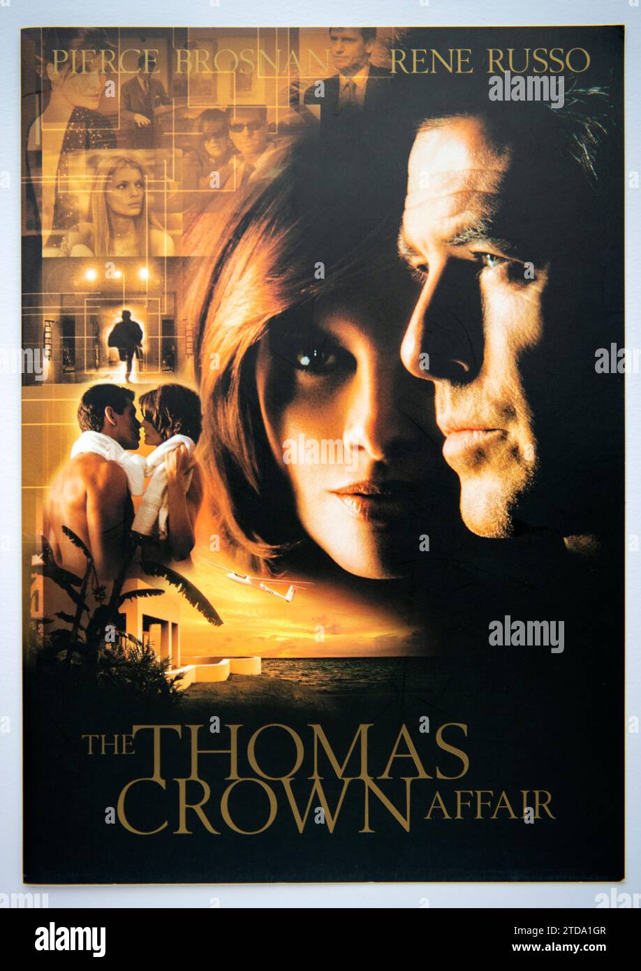 Couverture d'informations publicitaires pour l'affaire Thomas Crown, un film roman / crime qui est sorti en 1999 Banque D'Images