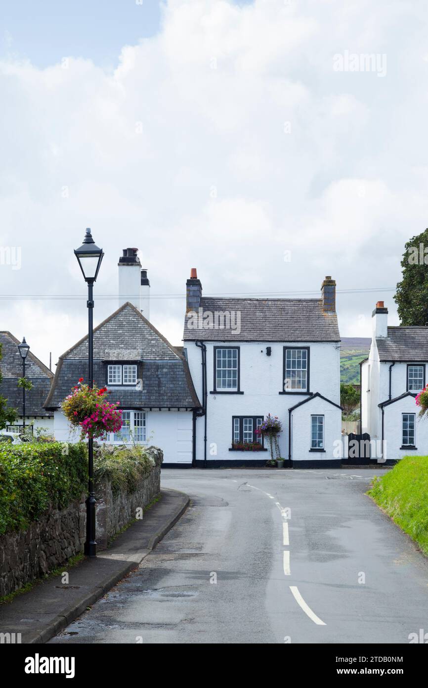 Cottages traditionnels à Cushendun. Comté d'Antrim, Irlande du Nord. Banque D'Images
