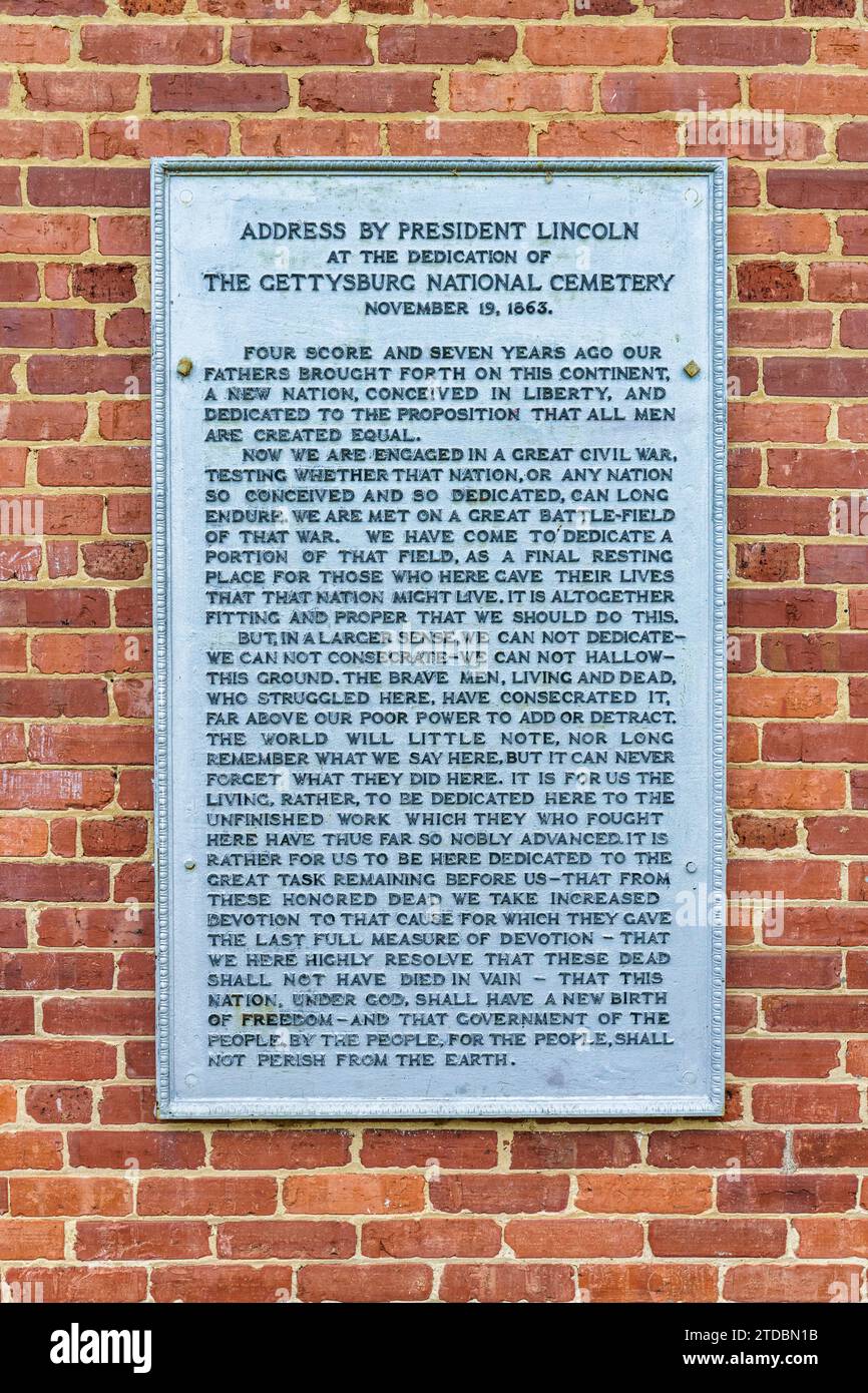 Plaque d'adresse Gettysburg de Lincoln sur le quartier général du cimetière national de fort Donelson à Dover, Tennessee. Banque D'Images