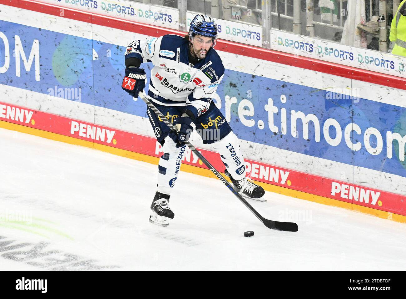 Eishockey DEL - Düsseldorfer EG vs Iserlohn Roosters am 17.11.2023 im PSD Bank Dome in Düsseldorf # Foto : osnapix Banque D'Images