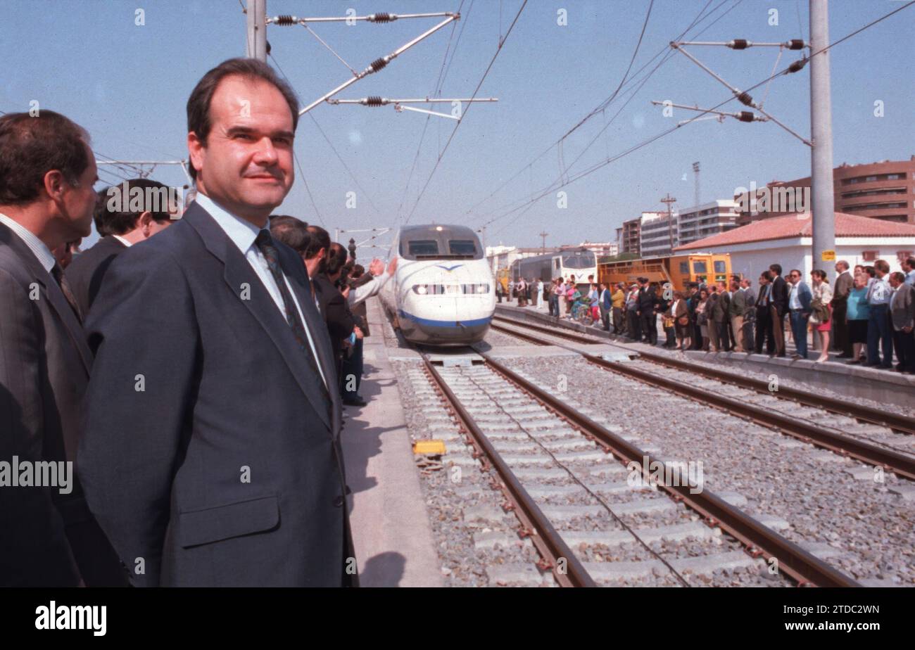 04/09/1992. Cordova. 4/10/92. Arrivée de la première Ave. Photo : Ladis. Archcor. Crédit : Album / Archivo ABC / LADIS Ladislao Rodríguez Banque D'Images