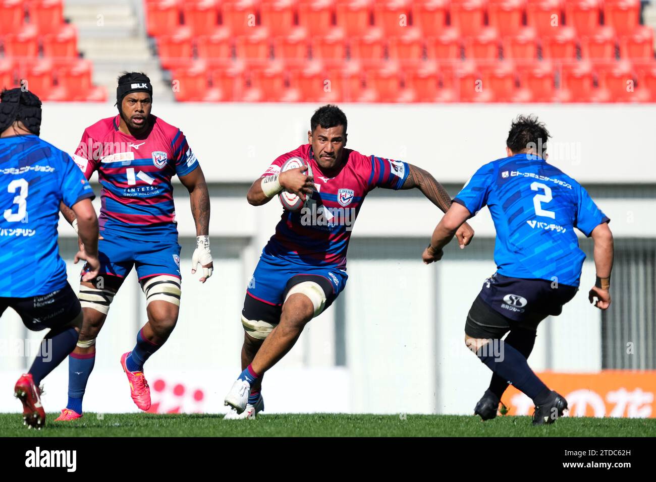 Higashi Osaka Japon. 17 décembre 2023. Patrick Tafa (liners), 17 DÉCEMBRE 2023 - Rugby : Japan Rugby League One 2023-24 match entre Hanazono Kintetsu liners 0-49 Saitama Panasonic Wild Knights au Hanazono Rugby Stadium à Higashi Osaka Japon. Crédit : SportsPressJP/AFLO/Alamy Live News Banque D'Images