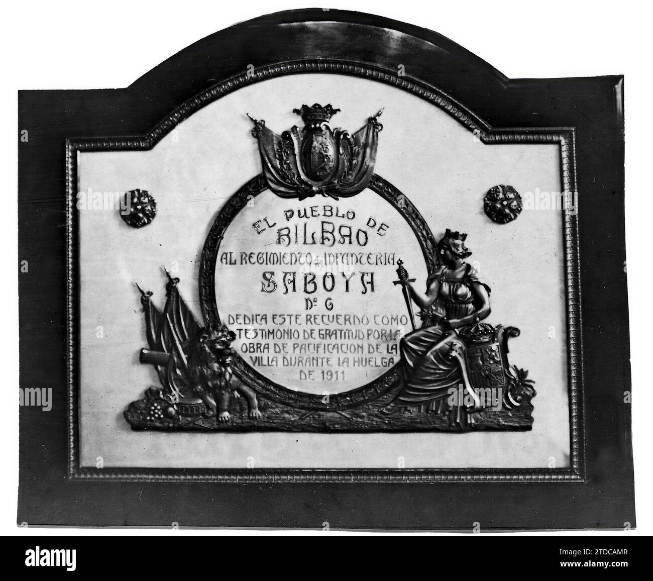02/28/1913. En l'honneur d'une plaque de régiment donnée par la ville de Bilbao au régiment de Savoie, en démonstration de gratitude pour leur coopération dans la fin de la grève de 1911. Crédit : Album / Archivo ABC / Ramón Alba Banque D'Images