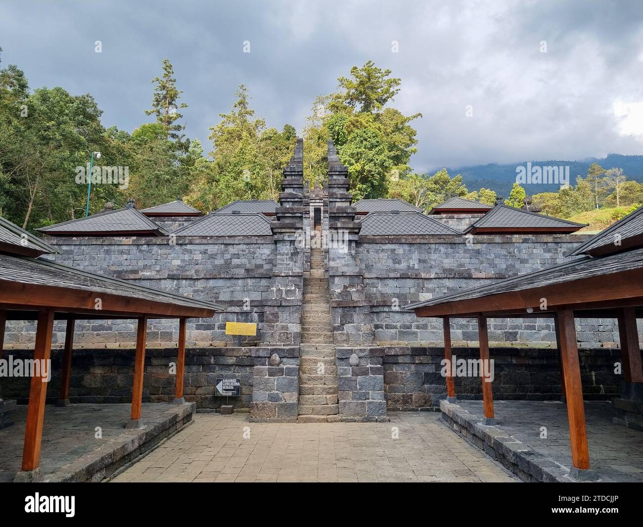 Vue du temple Cetho, Karanganyar, Java central, Indonésie Banque D'Images