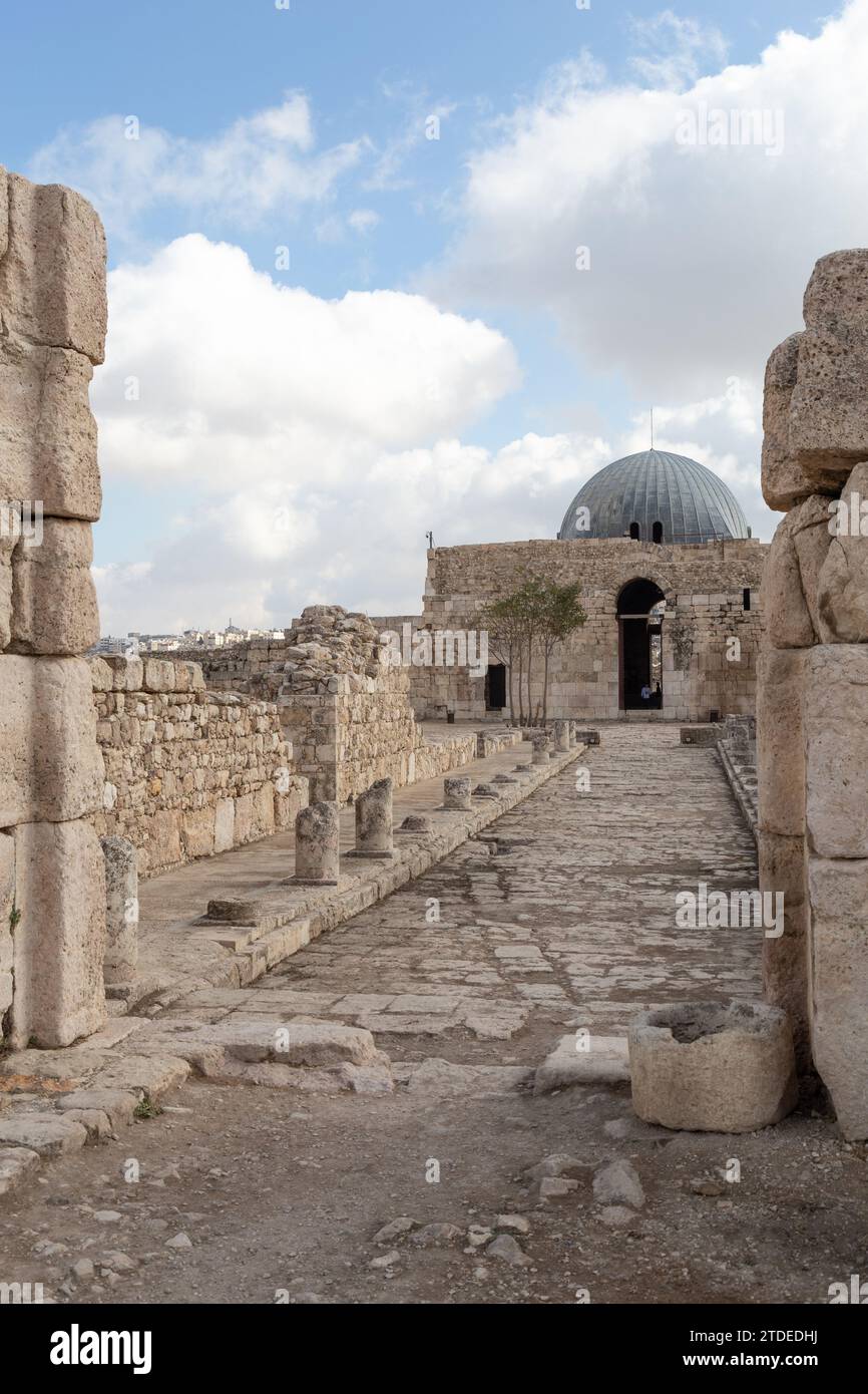 Ruines antiques et palais omeyyade, citadelle d'Amman, Jordanie Banque D'Images