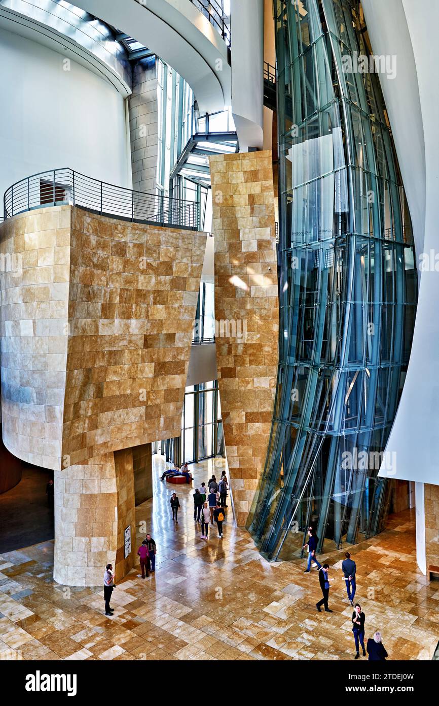 Bilbao Biscaye Espagne. Les intérieurs du musée Guggenheim Banque D'Images