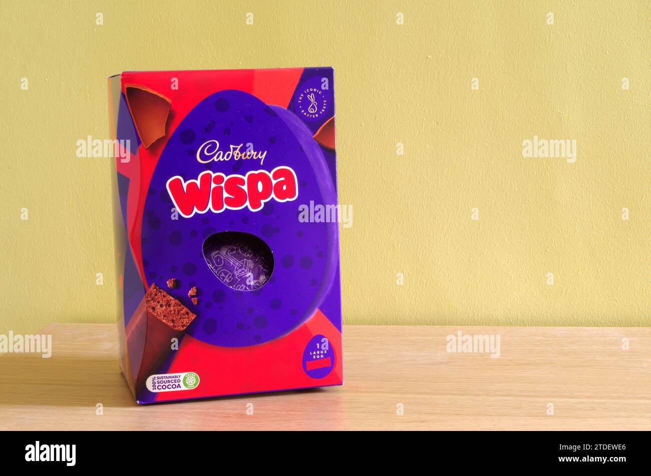 Egg de Pâques au chocolat Wispa de Cadbury, Royaume-Uni Banque D'Images