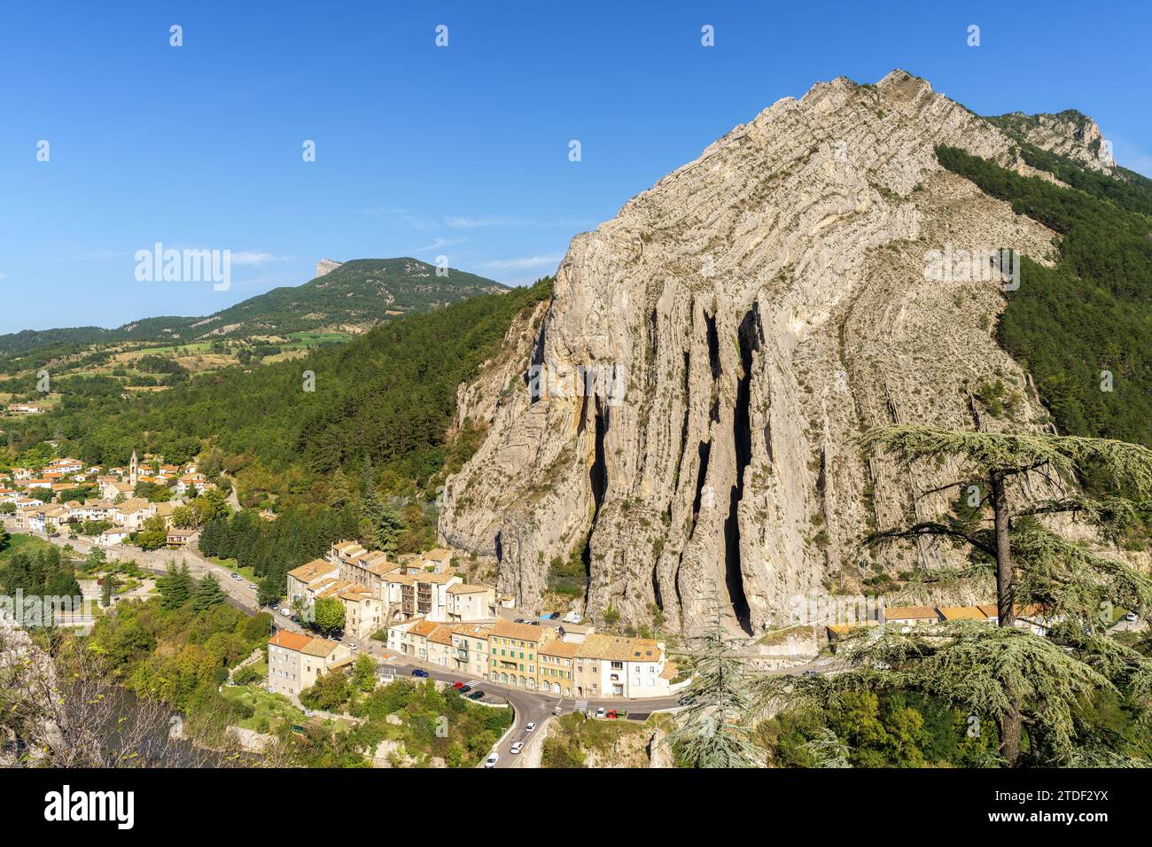 Rocher de la Baume, Sisteron Rock, Sisteron, Alpes-de-haute-Provence, Provence-Alpes-Côte d'Azur, Provence, France, Europe Banque D'Images