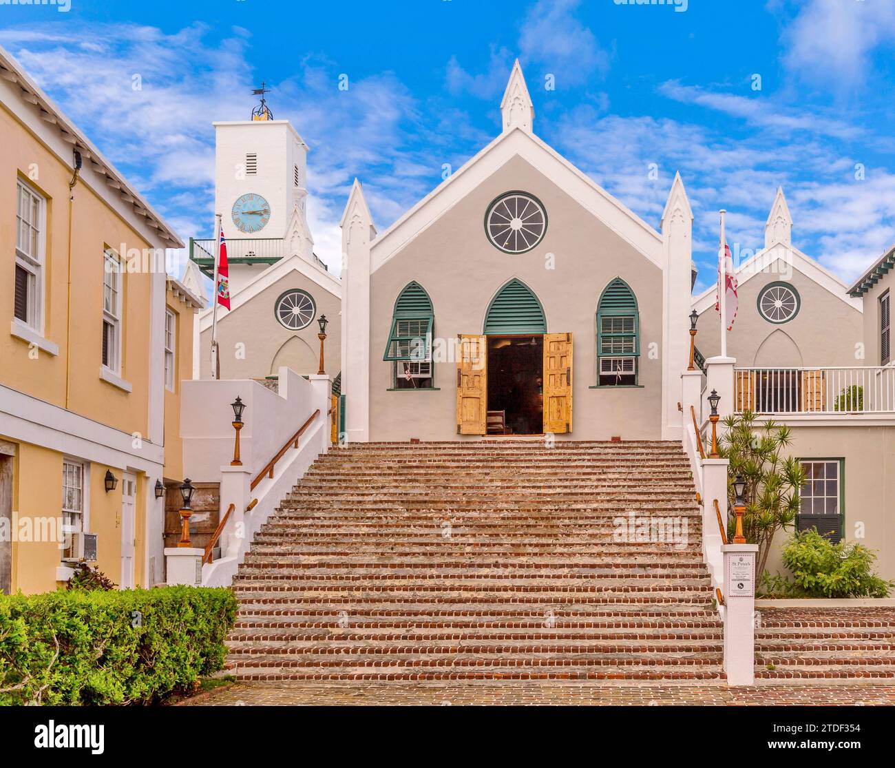 St. Peter's Church, la plus ancienne église anglicane encore en usage en dehors de la Grande-Bretagne, datant du 17e siècle, St. George's. Banque D'Images