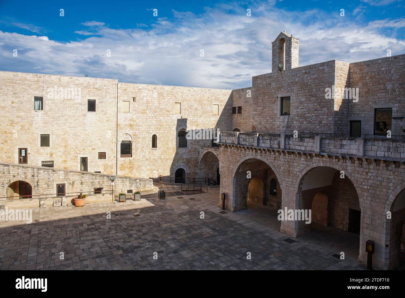 Italie Pouilles Barletta le château de Svevian Banque D'Images